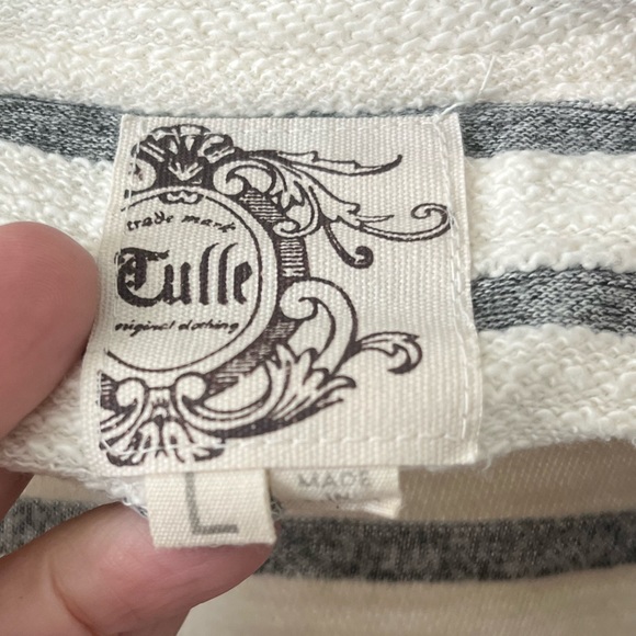 Tulle Cropped Stripe Lightweight jacket- Size L - Picture 3 of 3